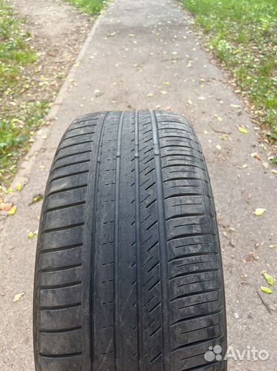 Kinforest KF-550 275/45 R21 111Y