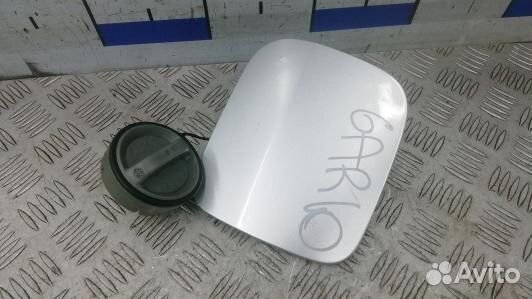 Лючок бака toyota RAV 4 ZCA2 (6AR10IC01)