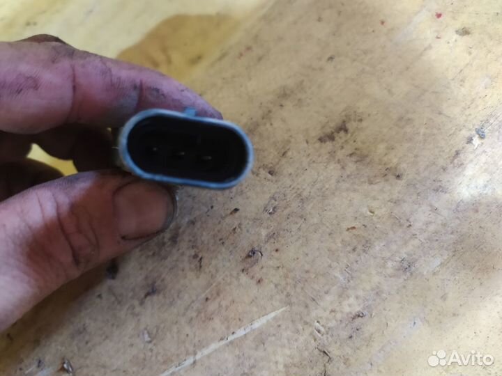 Датчик давления топлива Cadillac SRX 2003-2009