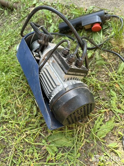 Лебедка тросовая электрическая