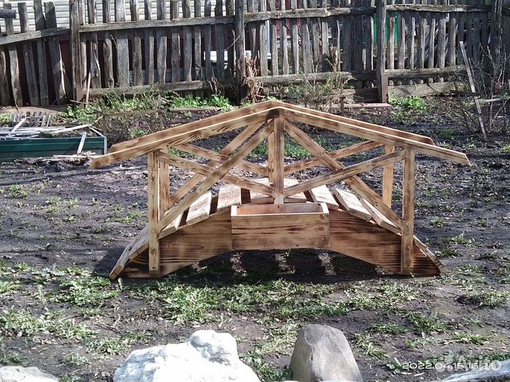 Садовый мостик