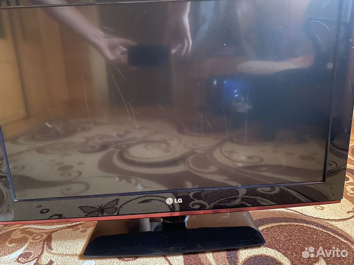 Телевизор LG на запчасти