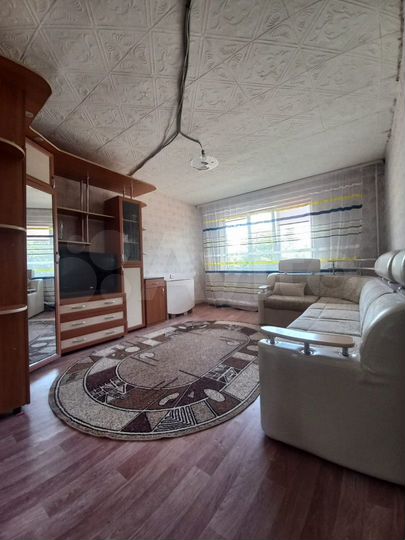 2-к. квартира, 55 м², 1/5 эт.