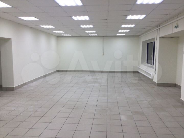 Торговая площадь, 350 м²