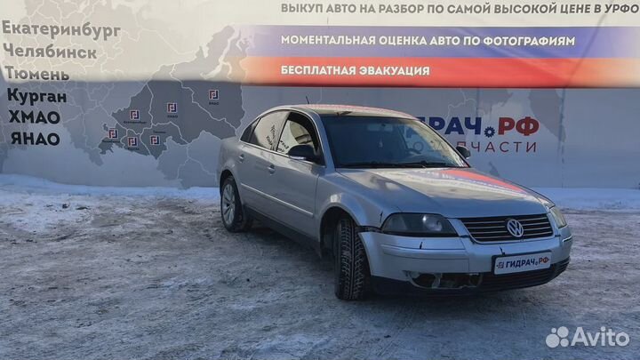 Крыло заднее правое Volkswagen Passat B5