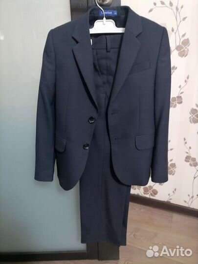 Школьный костюм