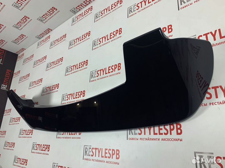 Спойлер на крышу Toyota Land Cruiser 200 Черный