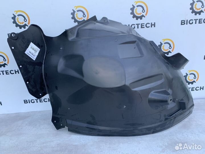 Подкрылок передний Mercedes W251 A2518841822