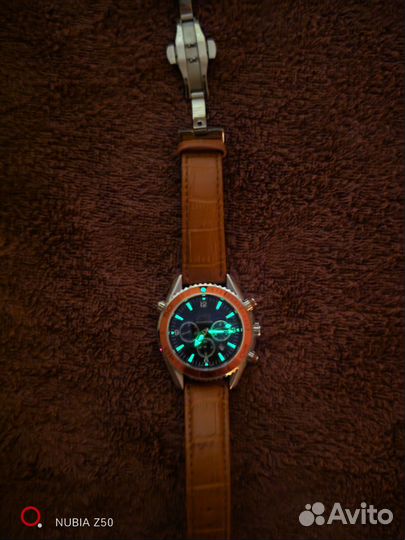 Часы наручные