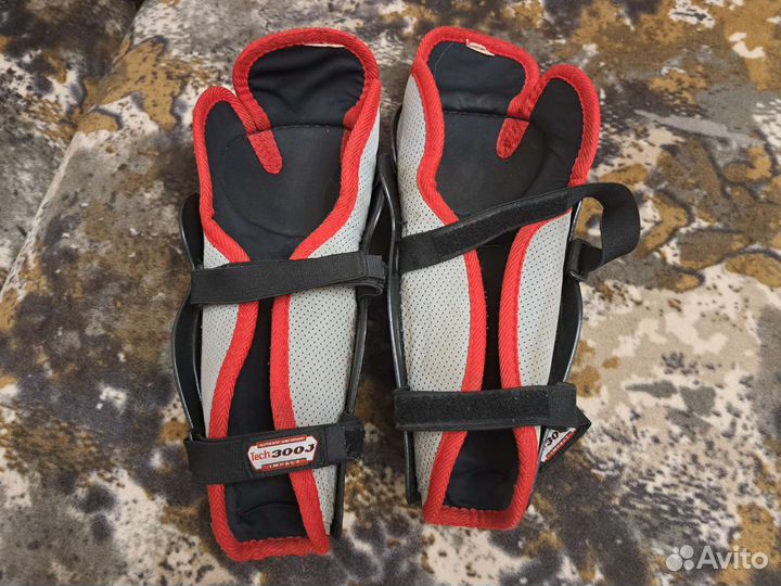 Щитки хоккейные bauer 11
