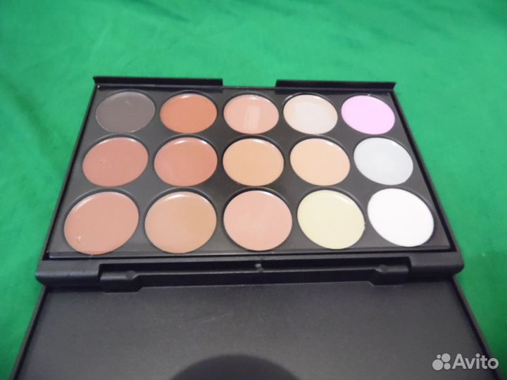 Тени MAC beauty Woman Make Up (15 оттенков)