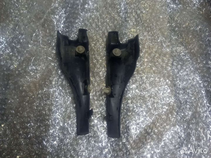 Рено логан левый уголок на жабо