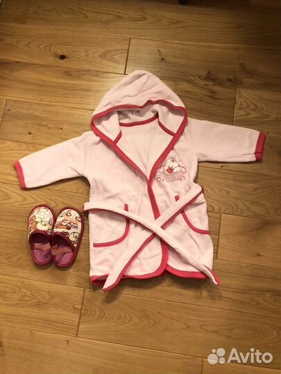 Халат домашний 98 и тапочки 25