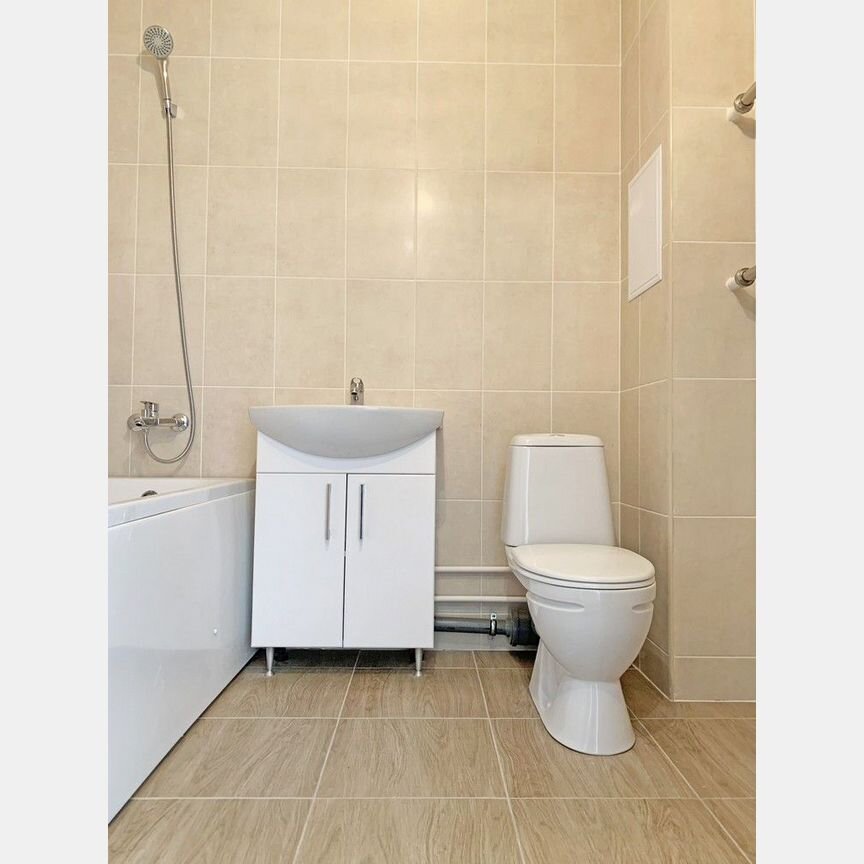 2-к. квартира, 53,6 м², 8/15 эт.