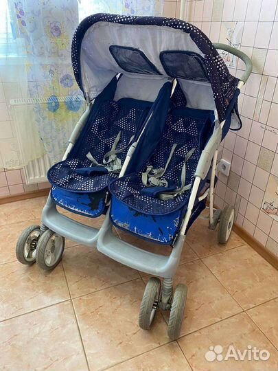 Коляска для двойни