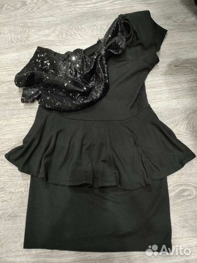 Вечернее платье