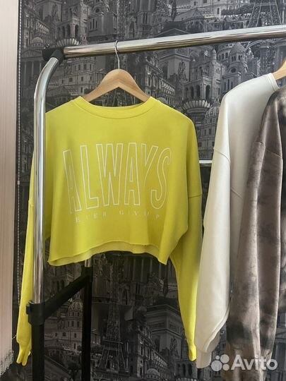 Свитшоты укороченные