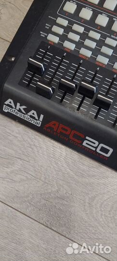 Контроллер Ableton Akai APC 20