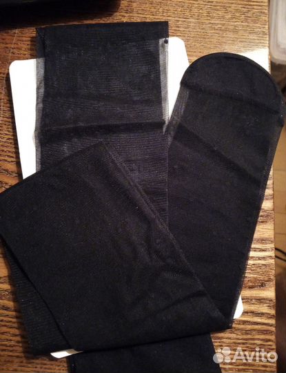 Тонкие колготки в горошек