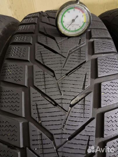 Vredestein Wintrac Xtreme S 215/70 R16