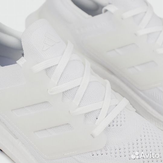 Кроссовки Adidas Ultraboost Light Triple White