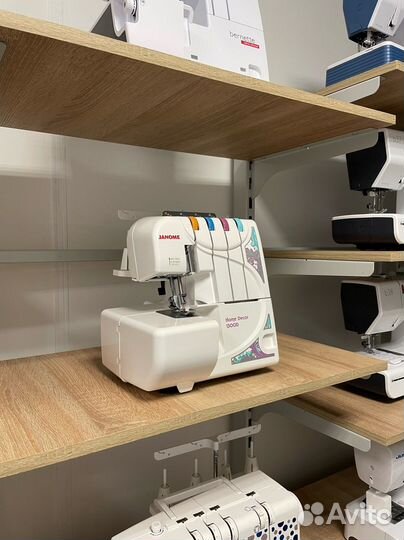 Оверлок Janome 1300D