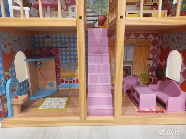 Домик кукольный 