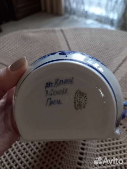 Солонка настенная Гжель