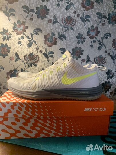 Кроссовки Nike Lunar TR1