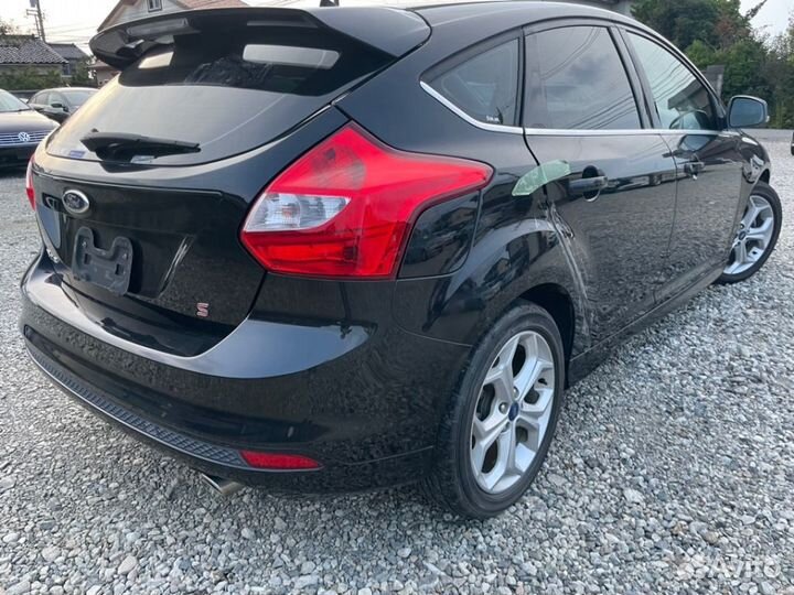 В разборе Ford Focus III (CB8) 2015г. 