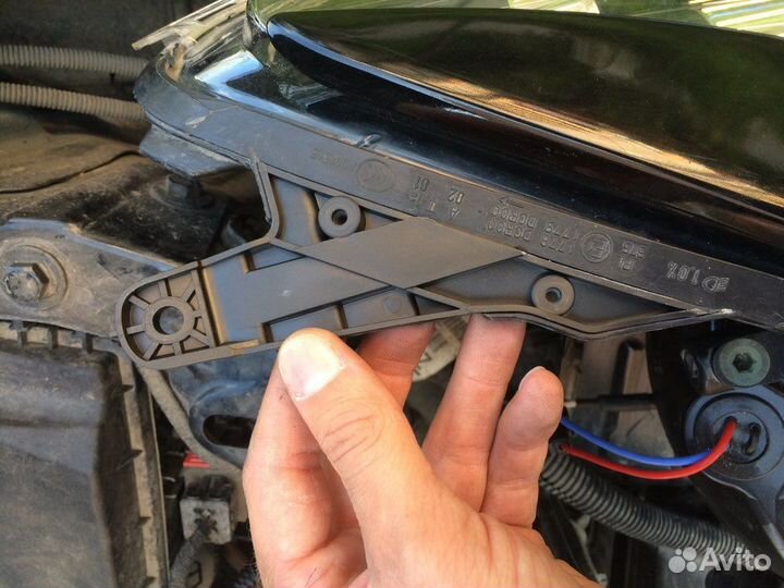 Ремонт креплений фар, сварка пластика, бампера