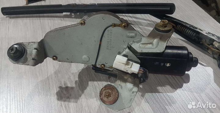 Моторчик заднего стеклоочистит Ниссан Альмера n15