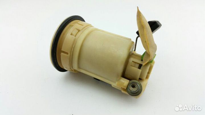 Топливный насос Toyota Vitz NCP10 2001