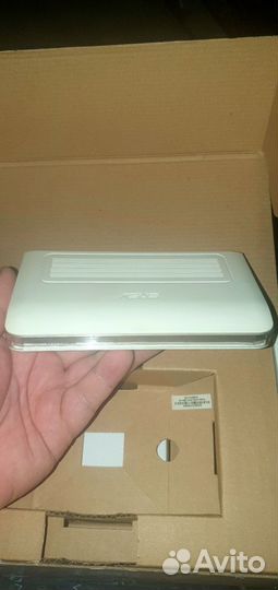 Продам swith asus