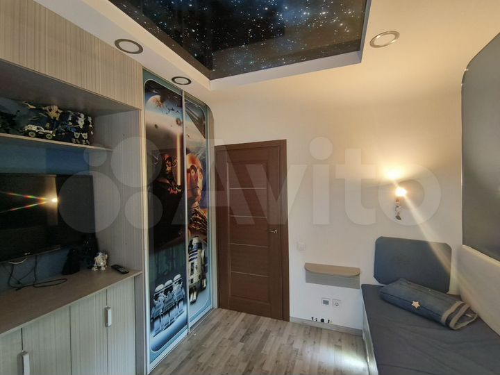 4-к. квартира, 81,2 м², 1/9 эт.