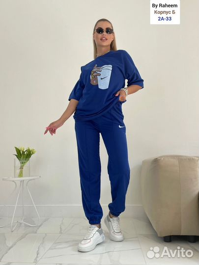 Костюм женский