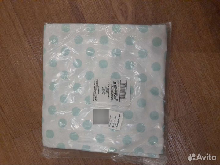 Простынь на резинке в детскую кроватку