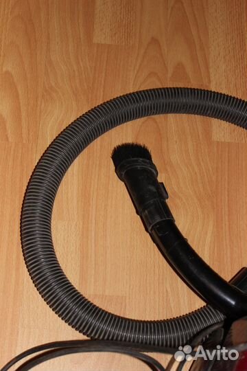 Продаю пылесос