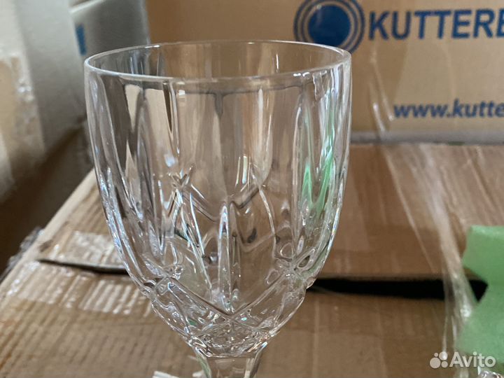 Хрустальные бокалы