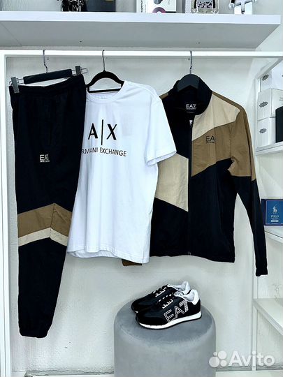 Костюм Armani спортивный