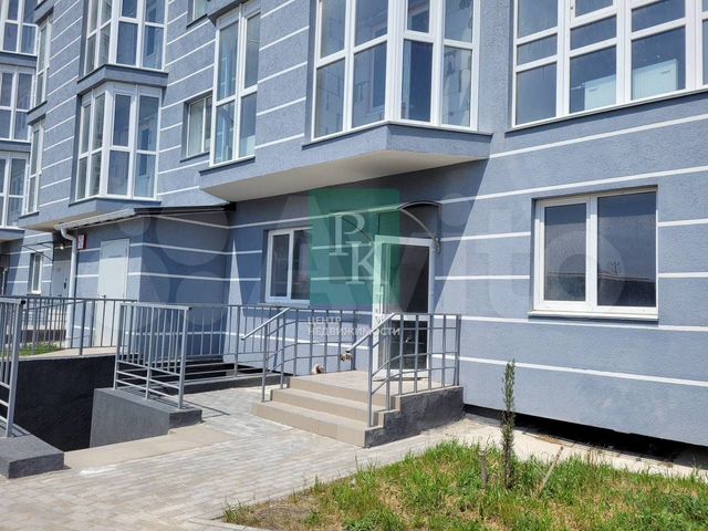 Помещение на 1-м этаже в Гагаринских высотках