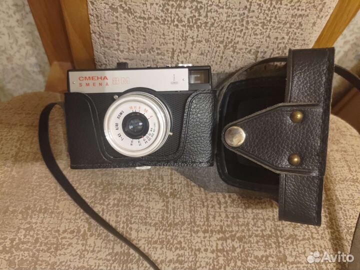 Плёночный фотоаппарат Смена 8М