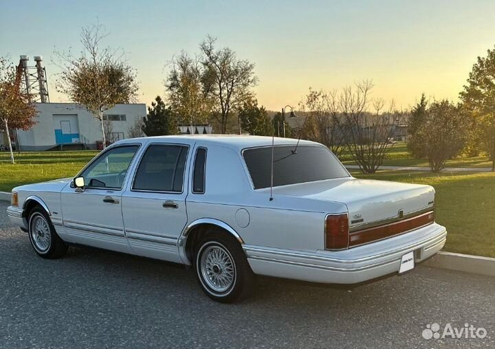 Lincoln Town Car 4.6 AT, 1993, 306 000 км