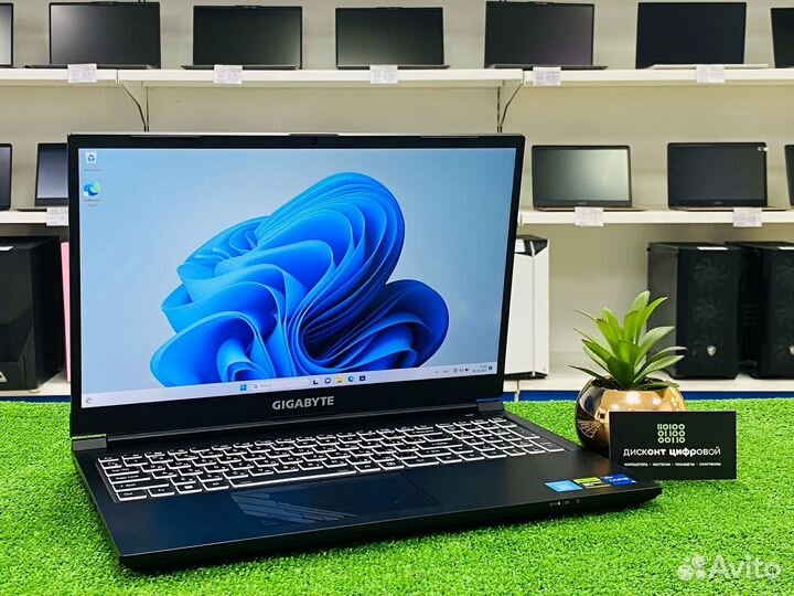 Ноутбук Gigabyte/15.6/Core i5-12500H/RTX 4060/16Gb