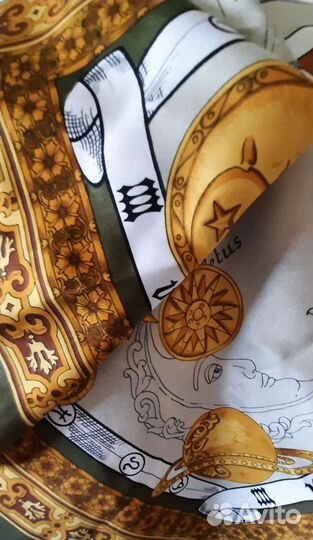 Красивый итальянский платок