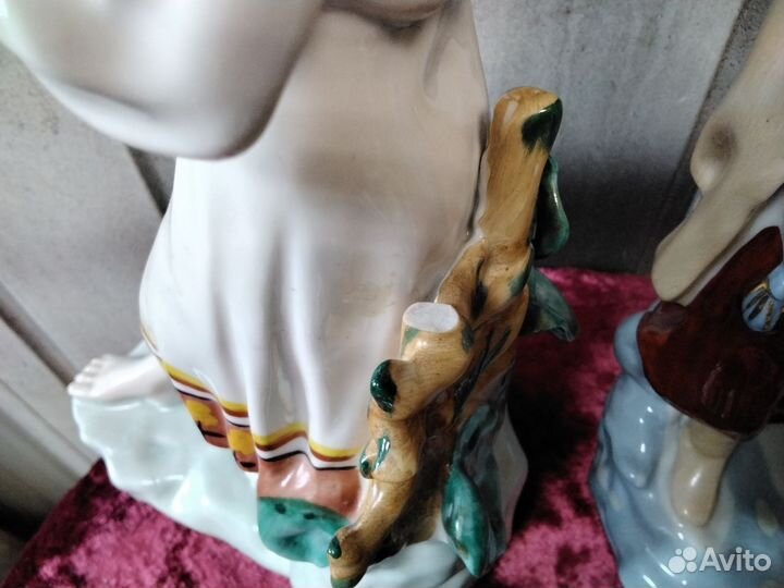 Фарфоровые статуэтки