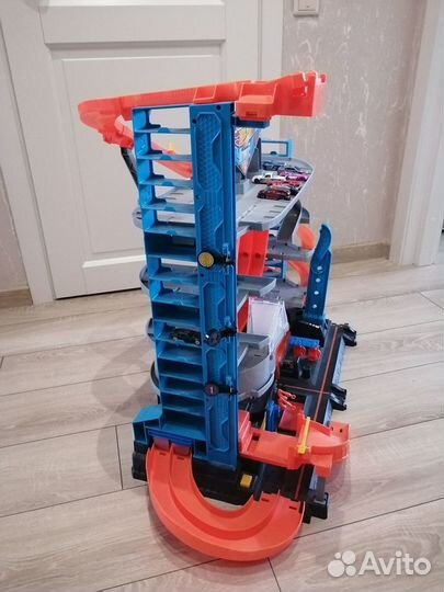 Hot wheels гараж