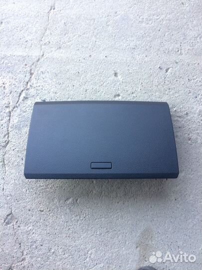 Т6 мультиван, торпеда.,верхний бардачок