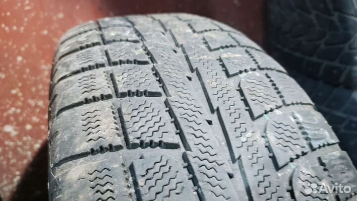 Maxtrek Trek M7 215/65 R16C 109T