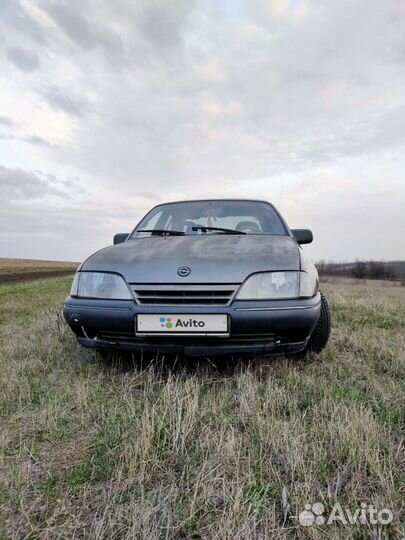 Opel Omega 2.4 МТ, 1990, 289 000 км